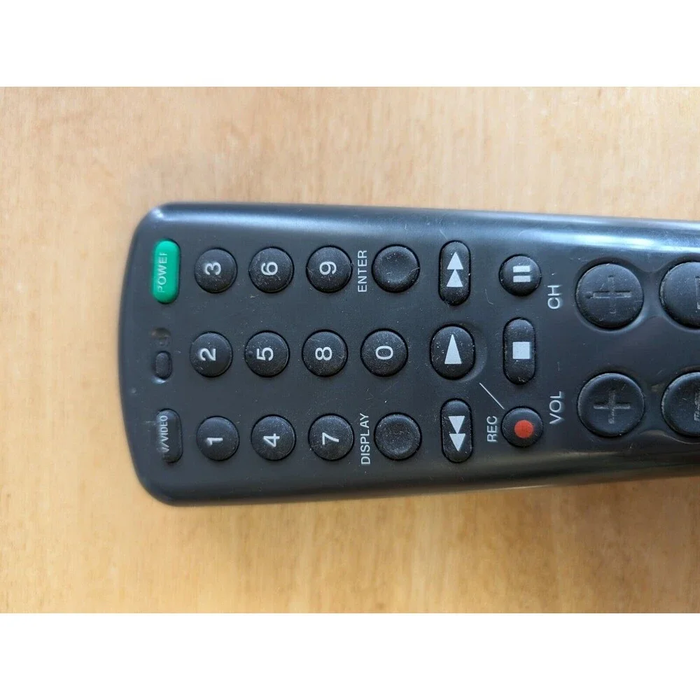 Sony RM-V11 Remote Control Black Television‎ TV Cable VCR Genuine